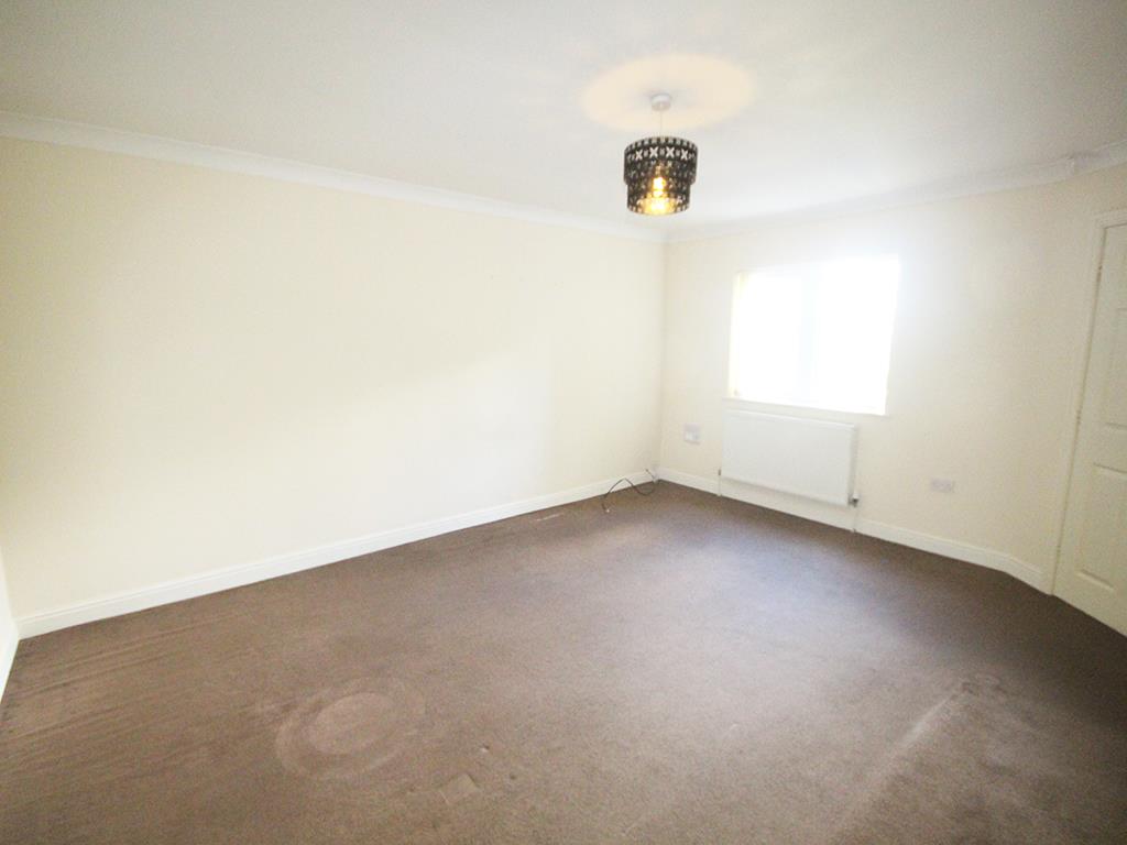 3 bedroom semi-detached house To Let in Barnoldswick - IMG_4599.jpg